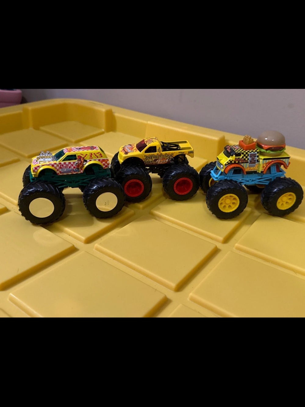 Hot Wheels Monster Truck Food Trucks